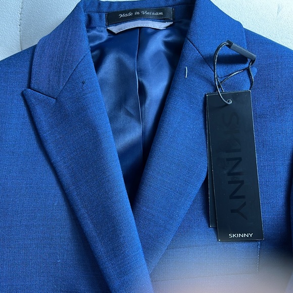 Andrew Marc 2 piece suit size 8 - Picture 2 of 5